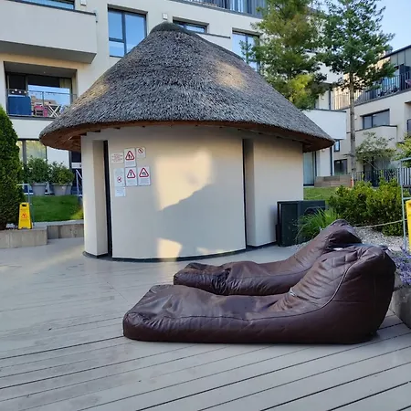 2 In Maluno Vilos In The First Floor With Heated Pool And Free Parking 아파트