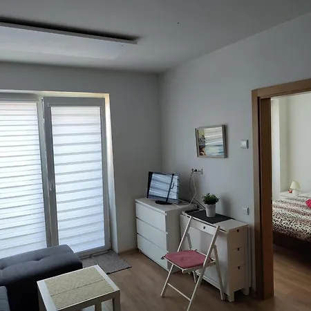2 In Maluno Vilos In The First Floor With Heated Pool And Free Parking